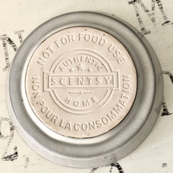 Scentsy, Warmer, Full Size, Live Simply, Rustic Grey, Farmhouse, Milk Jug - Picture 11 of 15